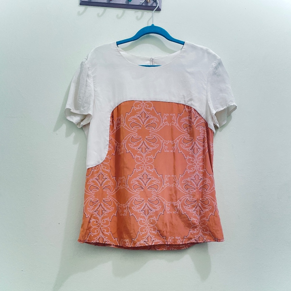 Anthropologie Moncollet 100% Silk white and peach Top New w/o tag, XS